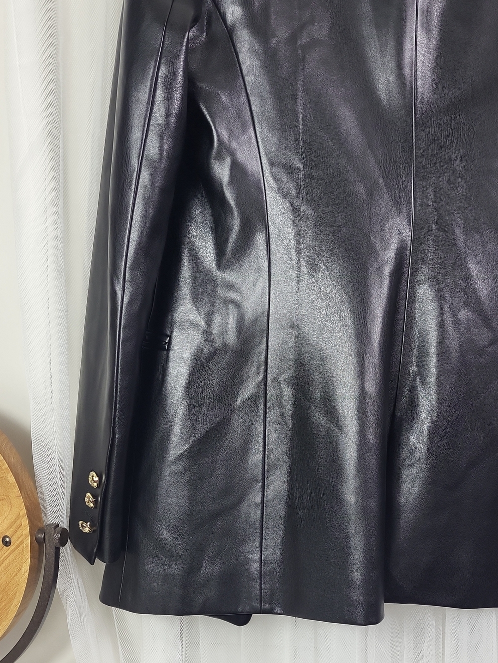 Zara Women's Black Faux Leather Double-Breasted Blazer. Size S - Picture 13 of 16